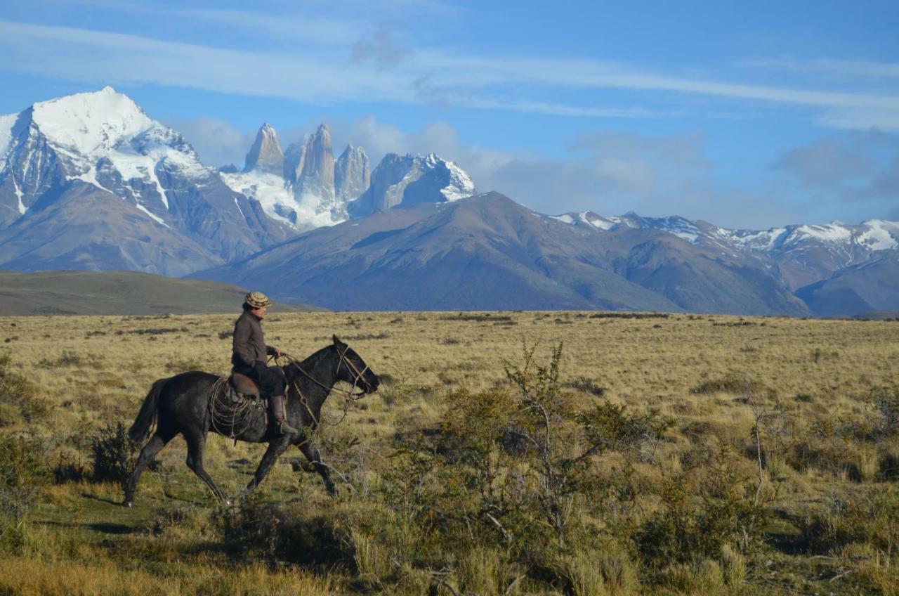 Hosteria Tercera Barranca Torres del Paine National Park Exterior foto